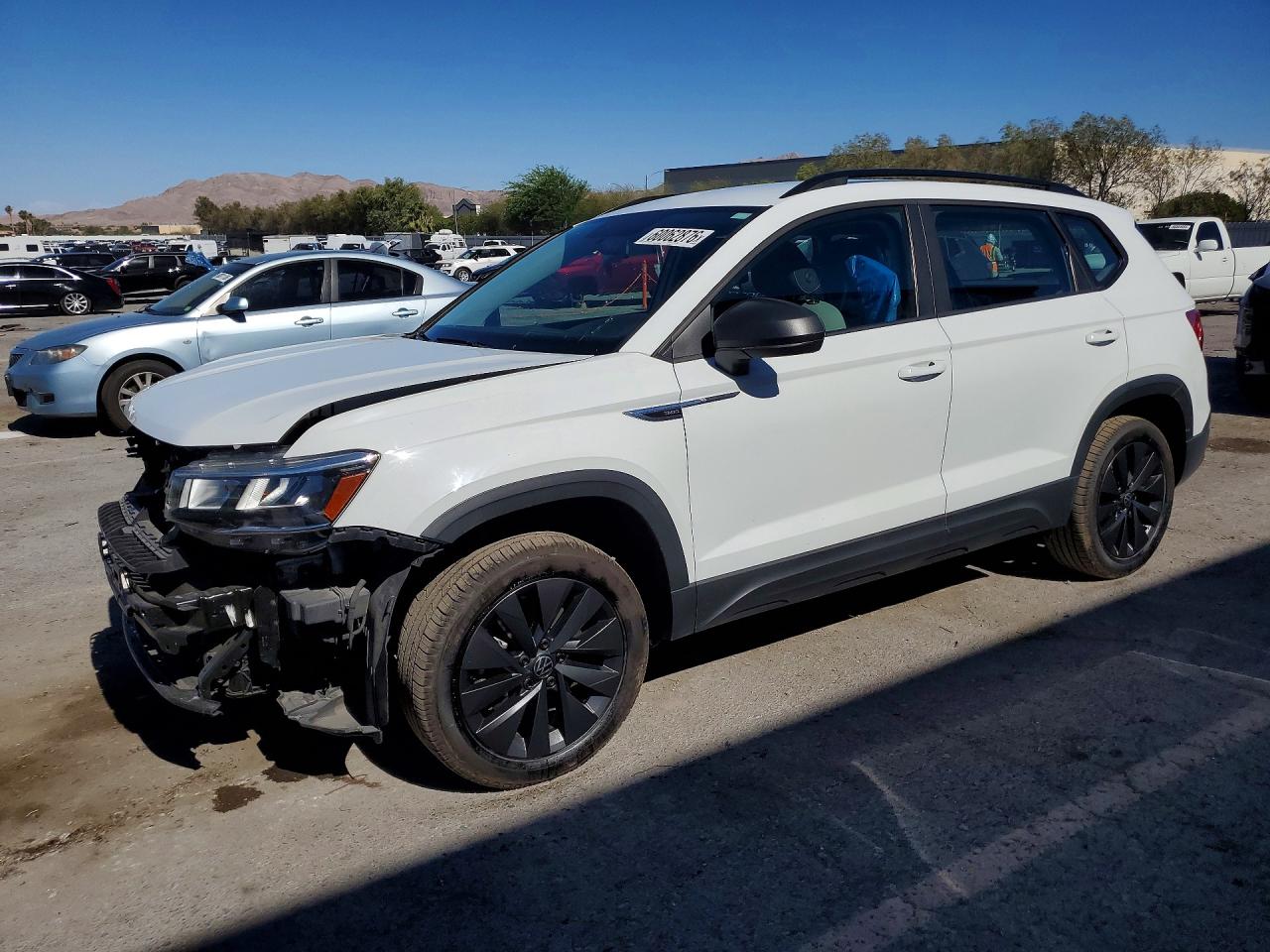 2022 VOLKSWAGEN TAOS