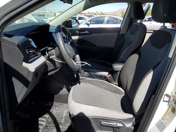 2022 VOLKSWAGEN TAOS