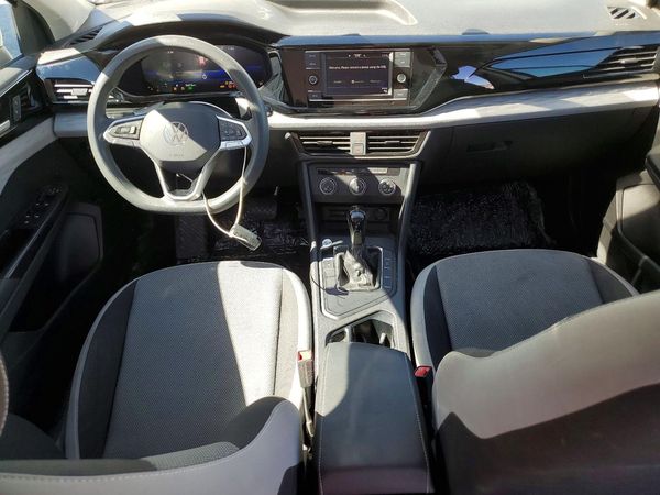 2022 VOLKSWAGEN TAOS