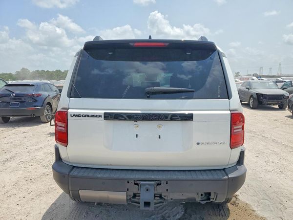 2026 TOYOTA LAND CRUISER