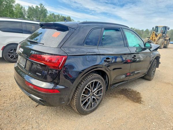 2022 AUDI Q5