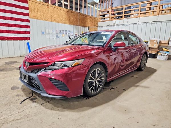 2018 TOYOTA CAMRY