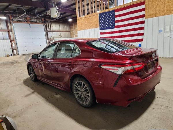 2018 TOYOTA CAMRY