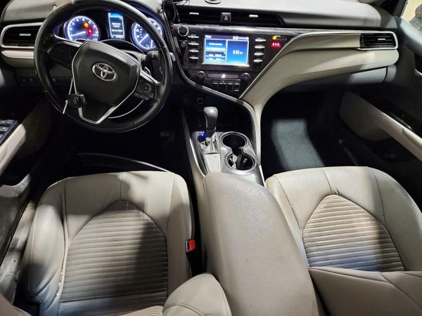2018 TOYOTA CAMRY