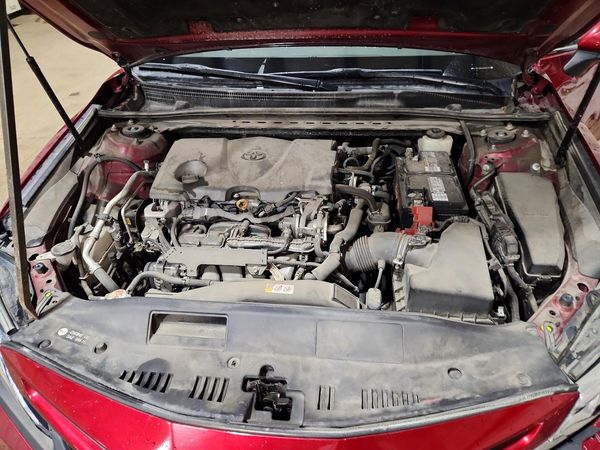 2018 TOYOTA CAMRY