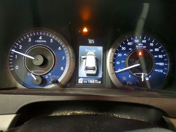 2015 TOYOTA SIENNA