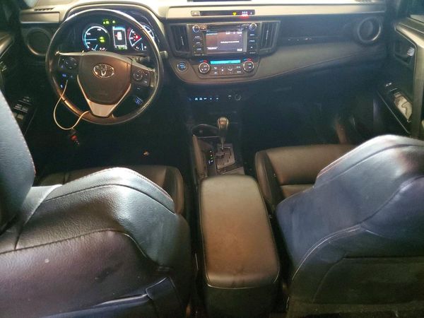 2018 TOYOTA RAV4 HV SE