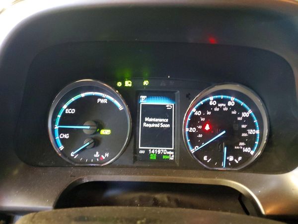 2018 TOYOTA RAV4 HV SE