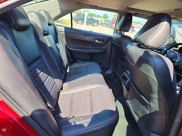 2015 TOYOTA CAMRY