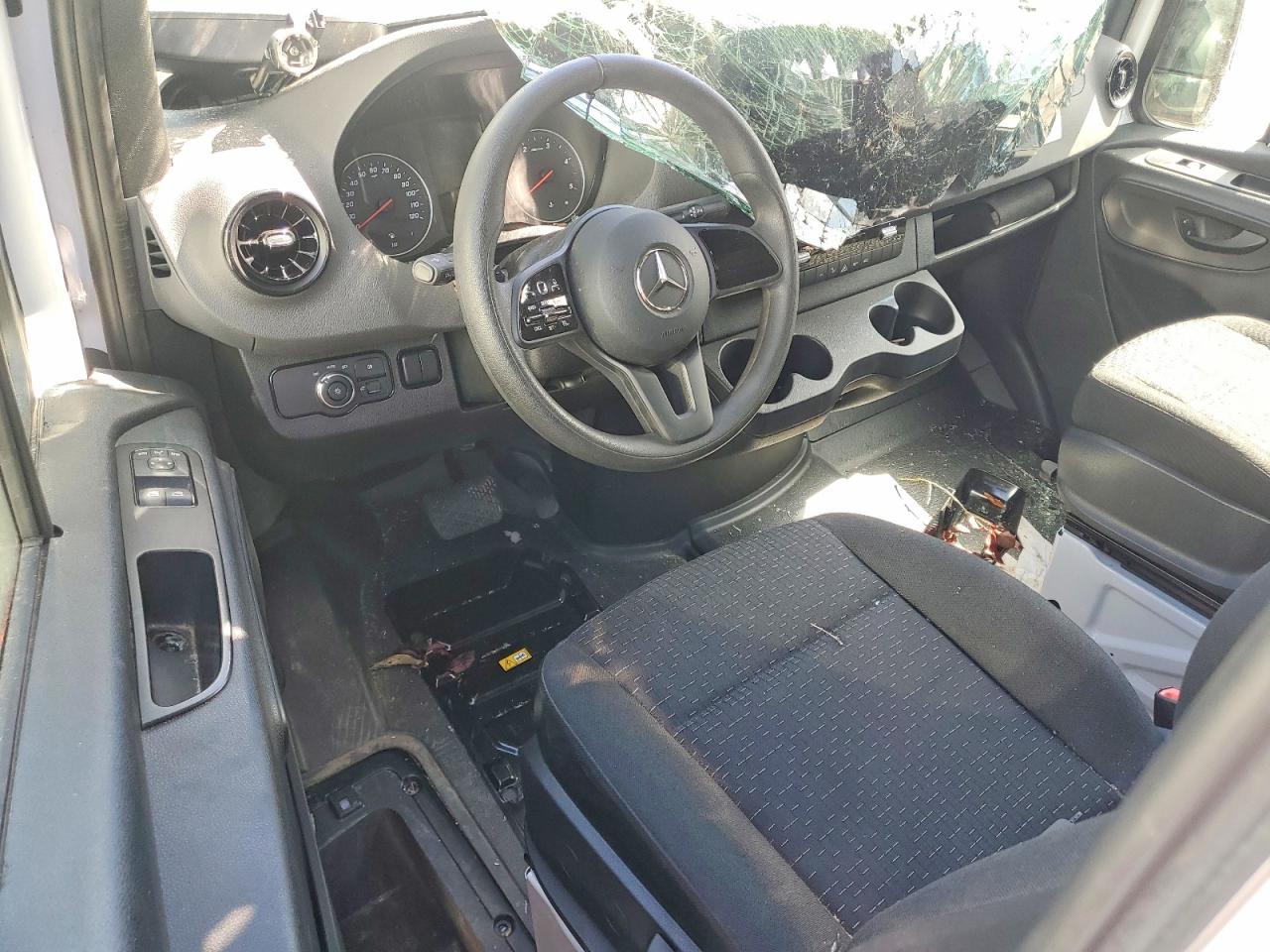2024 MERCEDES-BENZ SPRINTER 907 (VS30)