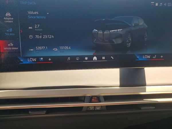 2024 BMW IX M60