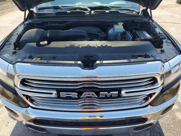 2019 RAM 1500 LARAMIE CREW CAB 4X4
