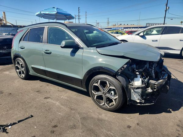 2024 KIA NIRO EX