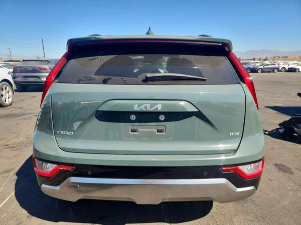 2024 KIA NIRO EX