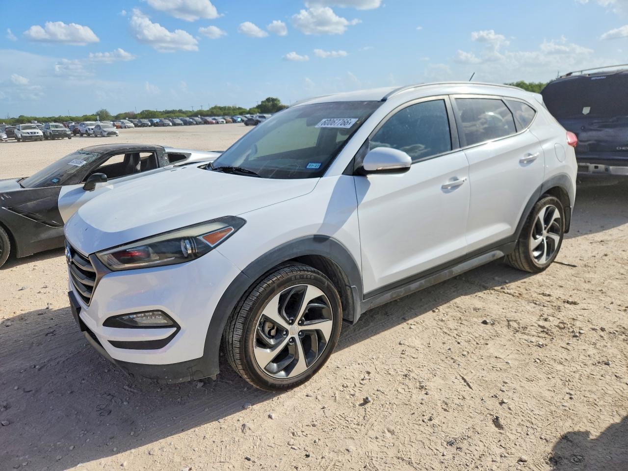 2016 HYUNDAI TUCSON