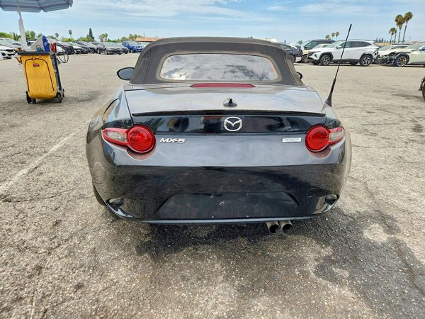 2016 MAZDA MX-5 MIATA Club/GS