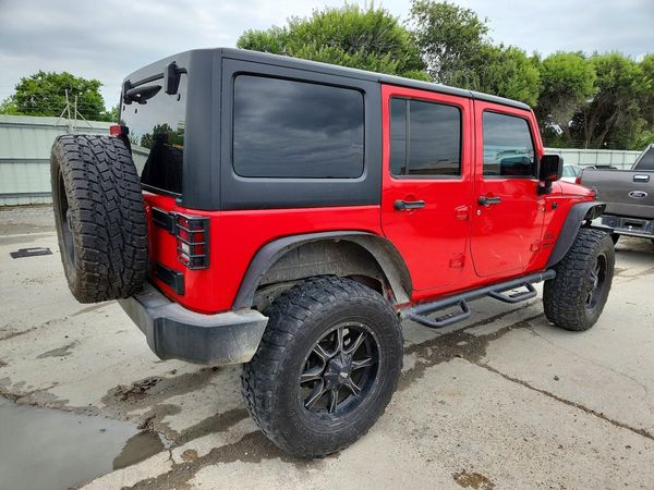 2017 JEEP WRANGLER UNLIMITED SPORT 4X4
