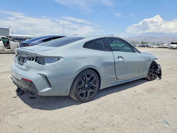 2026 BMW M440I