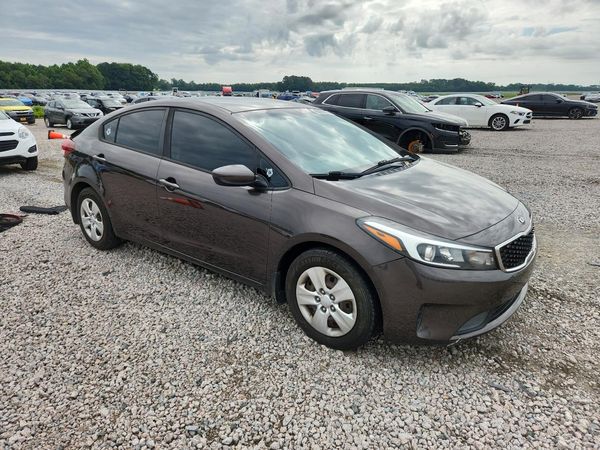 2017 KIA FORTE LX Base