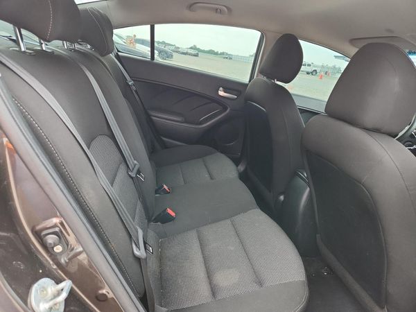 2017 KIA FORTE LX Base