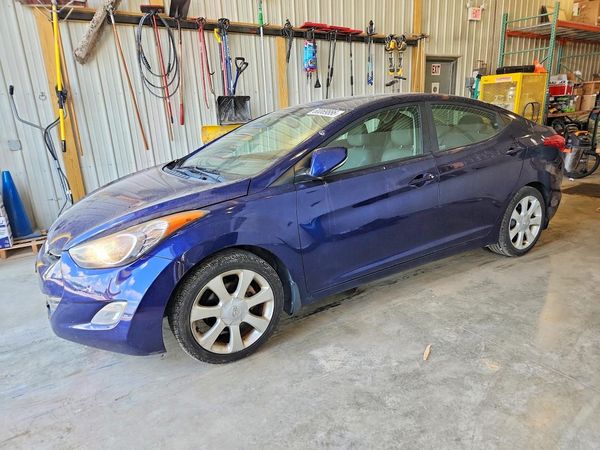 2012 HYUNDAI ELANTRA