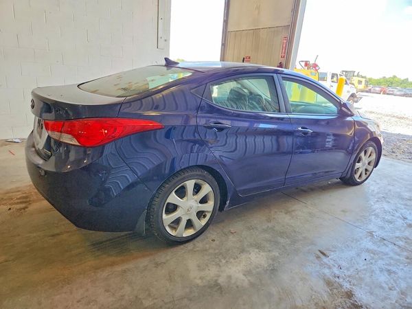 2012 HYUNDAI ELANTRA