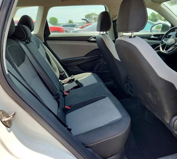 2022 VOLKSWAGEN TAOS 4Motion S