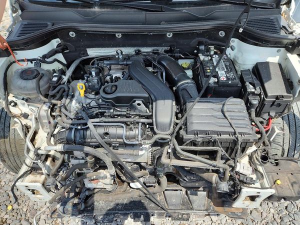 2022 VOLKSWAGEN TAOS 4Motion S