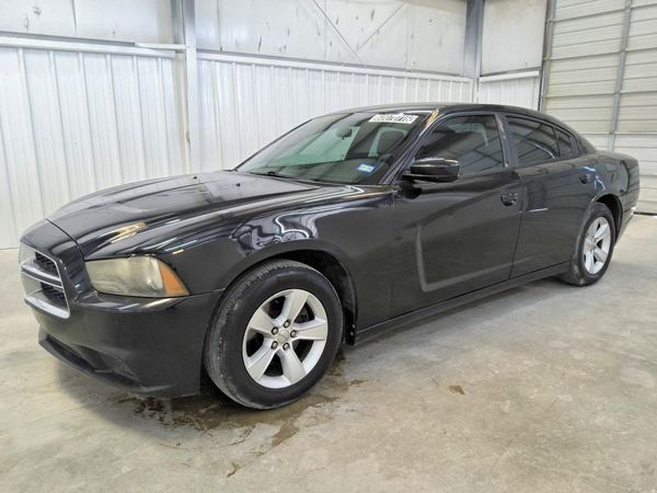 2013 DODGE CHARGER SE