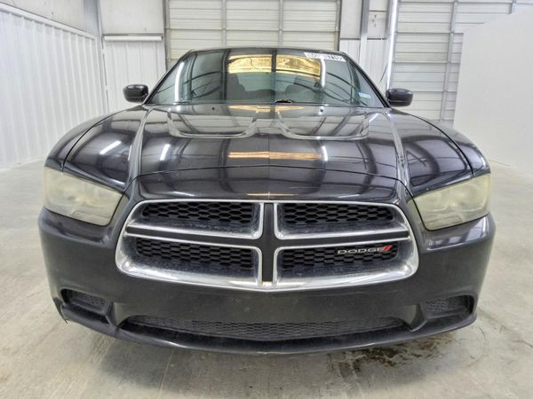 2013 DODGE CHARGER SE