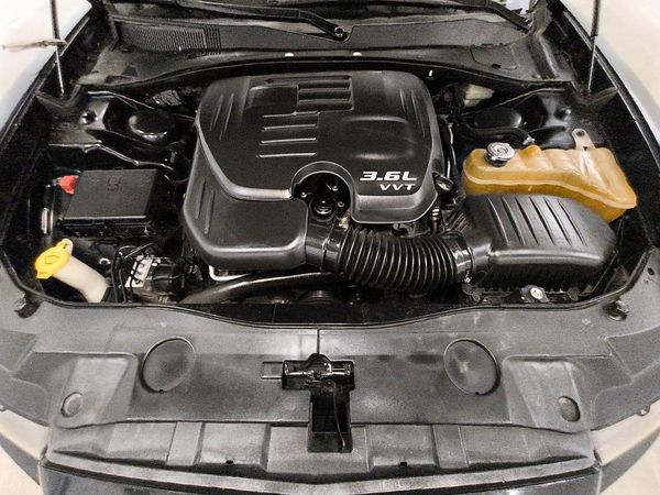 2013 DODGE CHARGER SE