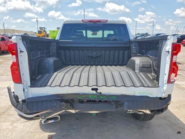 2026 CHEVROLET SILVERADO LTZ