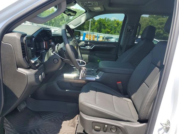 2026 CHEVROLET SILVERADO LTZ