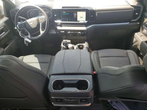 2026 CHEVROLET SILVERADO LTZ