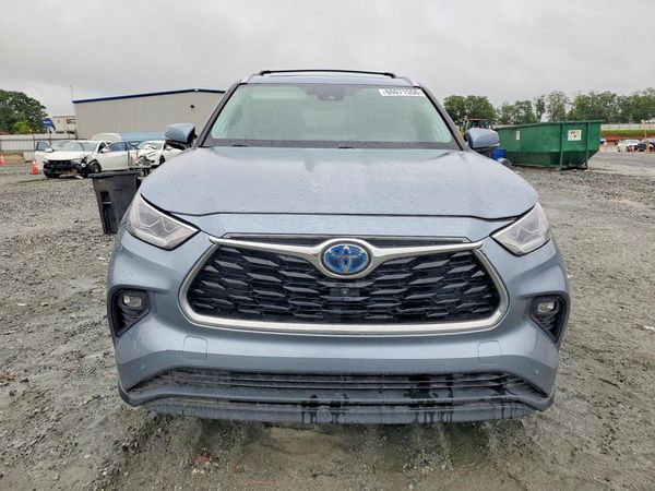 2021 TOYOTA HIGHLANDER HYBRID Limited