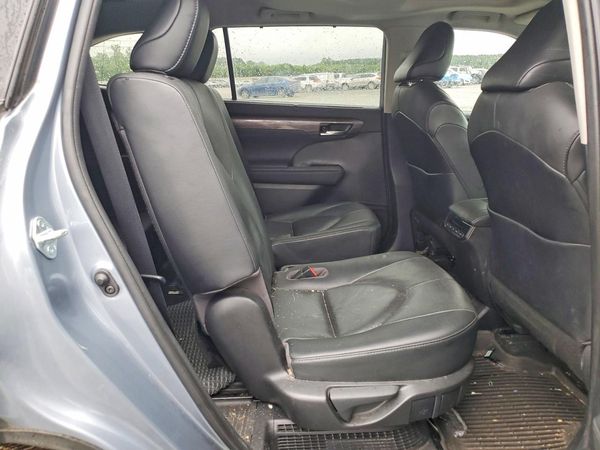 2021 TOYOTA HIGHLANDER HYBRID Limited