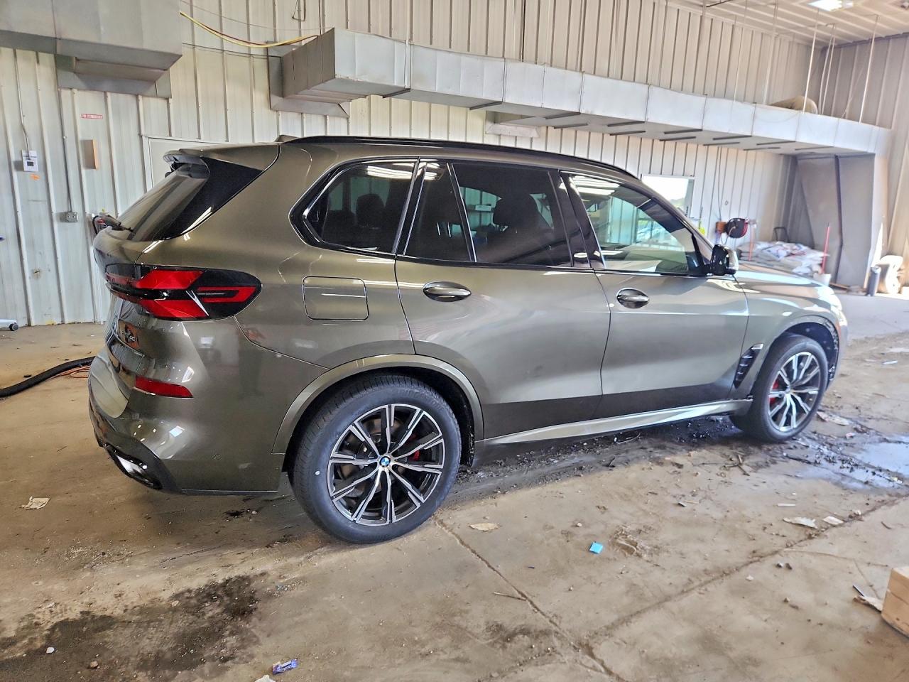 2025 BMW X5 xDrive40i