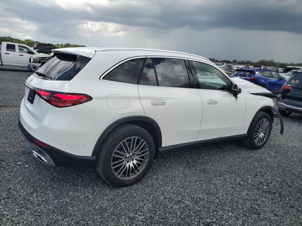 2026 MERCEDES-BENZ GLC GLC300