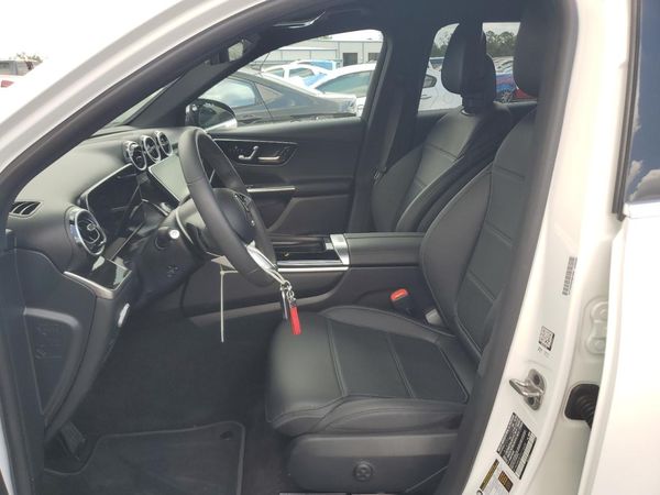 2026 MERCEDES-BENZ GLC GLC300