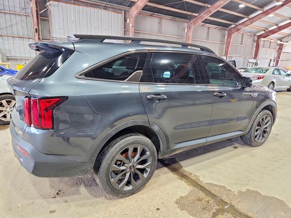 2023 KIA SORENTO