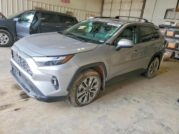 2022 TOYOTA RAV4 Limited