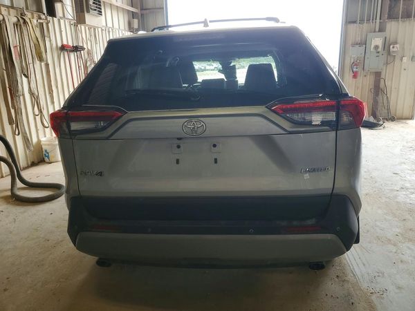 2022 TOYOTA RAV4 Limited