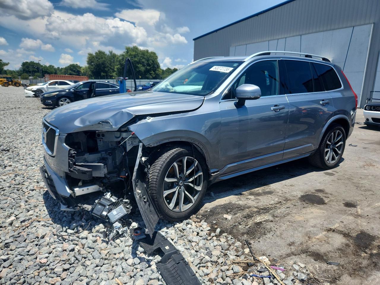 2017 VOLVO XC90