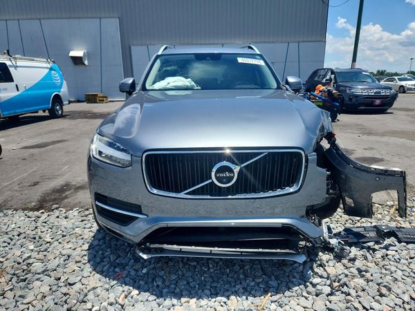 2017 VOLVO XC90