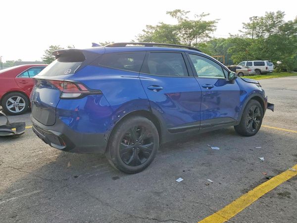 2025 KIA SPORTAGE X-LINE