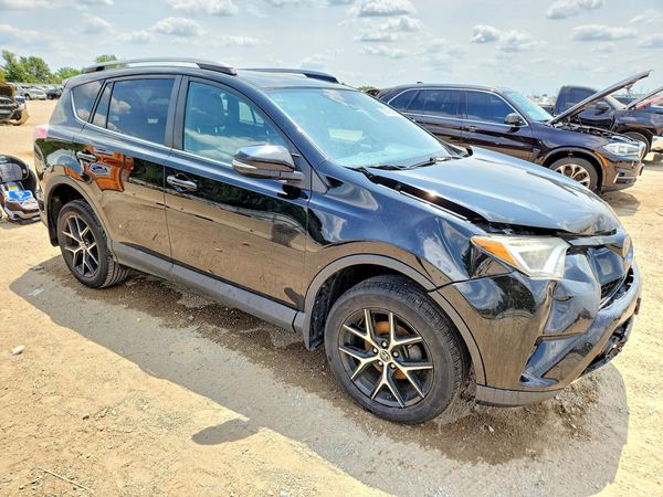 2018 TOYOTA RAV4 SE