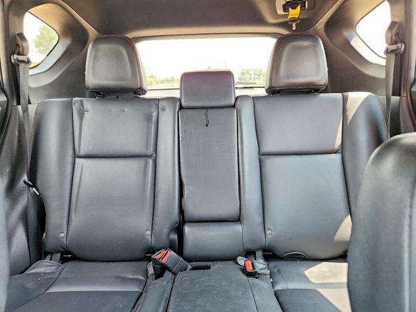 2018 TOYOTA RAV4 SE