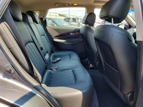 2016 INFINITI QX50