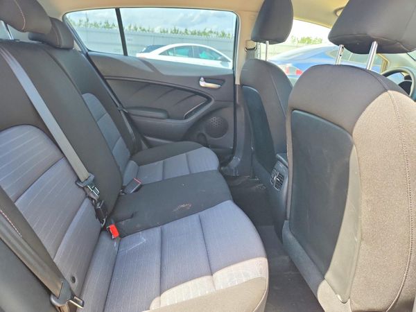 2015 KIA FORTE GL(Middle-low grade)