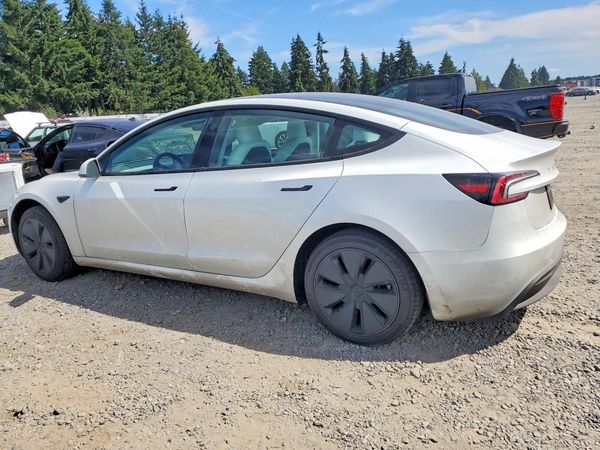 2026 TESLA MODEL 3